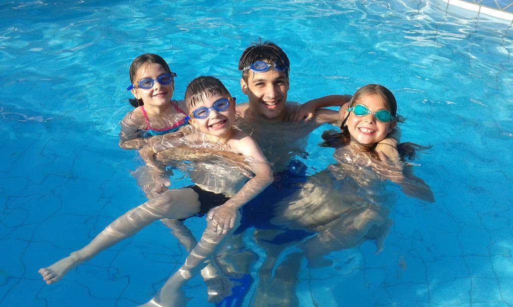קסזטלי Familia Apartmanhaz מראה חיצוני תמונה