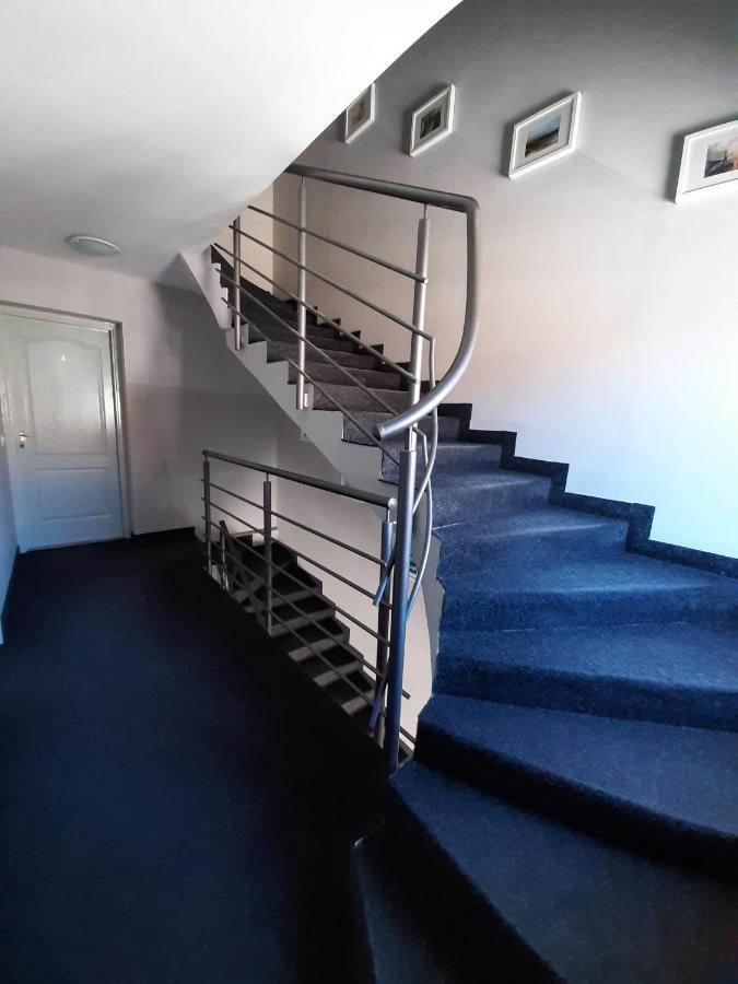 קסזטלי Familia Apartmanhaz מראה חיצוני תמונה